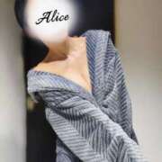 ヒメ日記 2025/11/28 13:00 投稿 白雪 ありす キングアンドクイーン