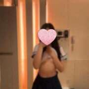 うい ♡90分 写指さま♡ 淫乱若い娘と快楽へ即尺