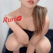 瑠璃(るり) おはよん❤️ エクレア上野御徒町　天然貴姉乳舐手淫店