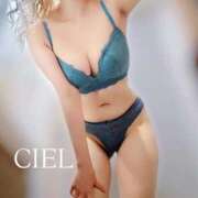 ヒメ日記 2026/08/21 11:29 投稿 CIEL TALL