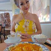 山本美羽子 ランチは 五十路マダムエクスプレス横浜店（カサブランカグループ）