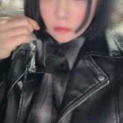 よる ぜんぜんぜんりつりつせーん ノーパンエステ!?絶頂させる天使たち