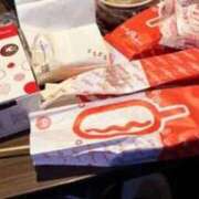 りお 飲まないけど食べるタイプ? 中洲秘密倶楽部