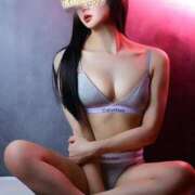 れん 反応やいかに 淫乱痴女エステ