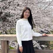 瑛　えりか 一緒にお花見🌸 シャトールーブル