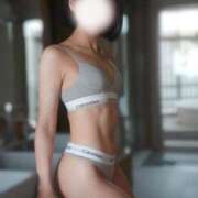 ヒメ日記 2025/08/18 18:43 投稿 かれん とろける時間～脳バク♡エステ～