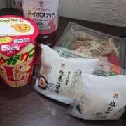 ヒメ日記 2025/04/06 12:28 投稿 八尋	あき ハプニング痴漢電車or全裸入室