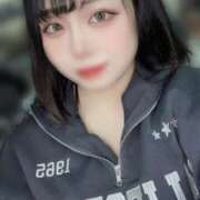 ヒメ日記 2024/12/09 10:47 投稿 ユニ(多彩な超エロっ子) ペロ×2キャンディ