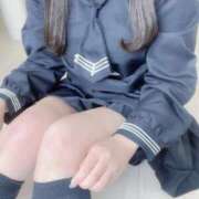 ゆあ 出勤追加しました🙆‍♀️🤍 新宿大久保 Aroma Cumpus