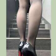 こはる むふふっ📖🤭🩷 パンスト熟女はいやらしい