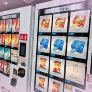 まろ まろです！☺️ 池袋あられ