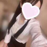 りり 🙂‍↕️🧡 ミルキーラテ