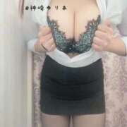 ヒメ日記 2025/10/10 14:23 投稿 神崎　ゆりあ OLピンクコレクション