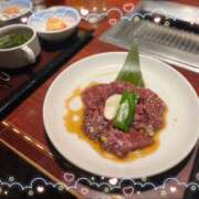 ひよ 元気出る🥩🔥 池袋あられ