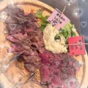 わいん 美味しいお肉で…🍷♡ 池袋あられ