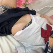 ヒメ日記 2026/04/06 10:20 投稿 桜田もも 全裸美女からのカゲキな誘惑