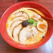 ヒメ日記 2025/05/19 07:02 投稿 なお 白いぽっちゃりさん