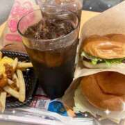 あるえ あるえです🐹 池袋あられ