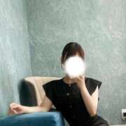 小野つばめ 12:00~🩶 ESTE ALLURE