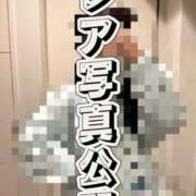 ふぇると 📸〇〇〇〇でこっそり公開中🫶✨ The White