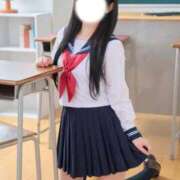 三上　るり 🐎謹賀新年🎍 妄想する女学生たち 梅田校