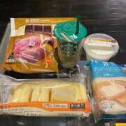 ヒメ日記 2025/10/04 19:59 投稿 レイカ On a best（オンナベスト）