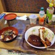 ヒメ日記 2025/01/24 21:52 投稿 モモコ On a best（オンナベスト）