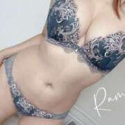 ヒメ日記 2025/11/25 00:31 投稿 ラム On a best（オンナベスト）