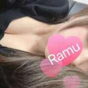 ラム 和白の先程のお兄様♡ On a best（オンナベスト）