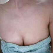 ミルク 🛀· ˖ * On a best（オンナベスト）