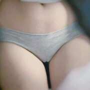 ヒメ日記 2025/11/28 22:55 投稿 メイ On a best（オンナベスト）