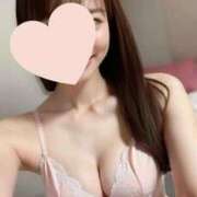 ひとみ 本日出勤してます♡ BinBinクリニック