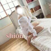 ヒメ日記 2025/08/04 13:44 投稿 しおん かりんと赤坂