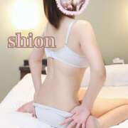 ヒメ日記 2025/09/17 14:22 投稿 しおん かりんと赤坂