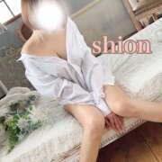 ヒメ日記 2025/10/13 22:24 投稿 しおん かりんと赤坂