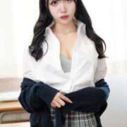 ヒメ日記 2024/12/30 08:22 投稿 りあら E+アイドルスクール品川店