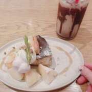 ヒメ日記 2025/08/28 10:41 投稿 菊池ほたる マダムと紳士