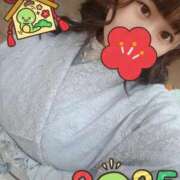 ヒメ日記 2025/01/03 17:42 投稿 まつり 白いぽっちゃりさん