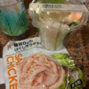 ヒメ日記 2025/04/05 16:27 投稿 こむぎ 黒い金魚（札幌）