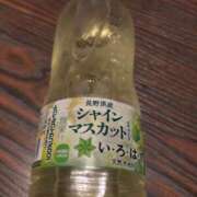 ヒメ日記 2025/05/09 21:39 投稿 こむぎ 黒い金魚（札幌）