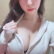 如月めがみ ⭐️今夜も、、⭐️ 断りきれない美人マッサージ嬢たち