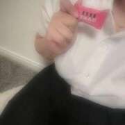 桃瀬　りな チョコ食べたよ🍫😝💕 ナディア名古屋店