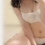 にこ 秘密だよ🙊🩷 素人美少女専門　新横浜アンジェリーク（アンジェリークグループ）