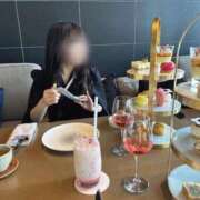 柳さき 🤍 渋谷ガーデン