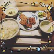 るきあ るきあです💕 池袋あられ