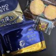 りぜ 嬉しい差し入れにほっこり🍪💕 熟女の風俗最終章 池袋店