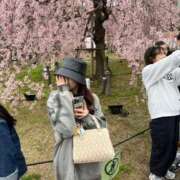 秋葉 あみ 本日も爆アゲ 人妻セレブ宮殿