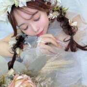 みゆう 🦋我慢できる...？♡ Versailles