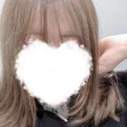 あき 本日もよろしくお願いします♡ 手コキガールズコレクション