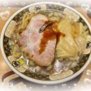 りある りあるです🤍 池袋あられ